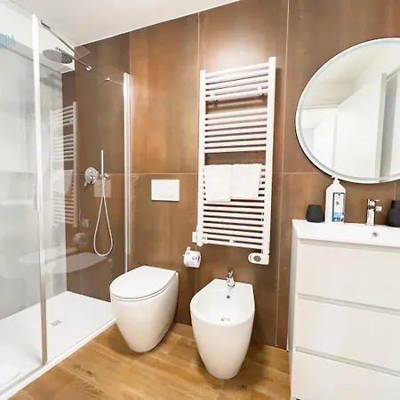 Apartment Capitolina 3 Tirabora Short Rent
